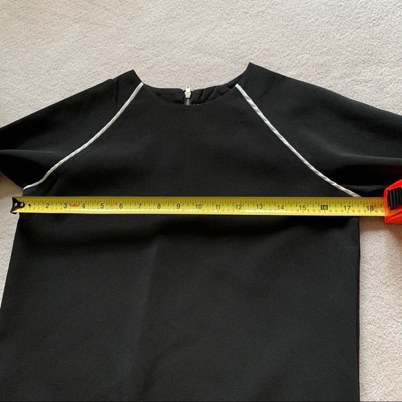 Black Circle Blouse - Picture 6 of 8